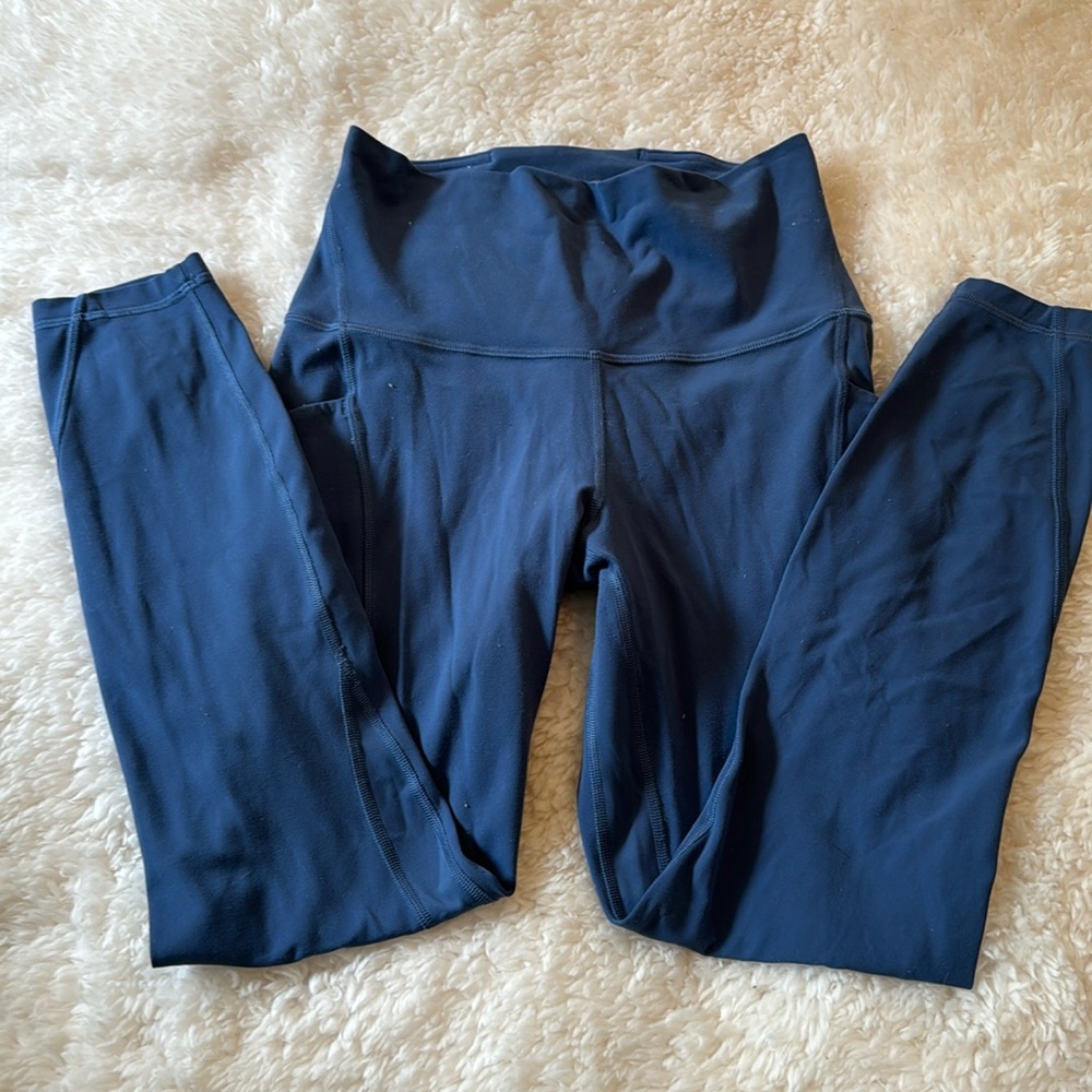 Lululemon align side pocket leggings size 6 - 25 inch inseam
